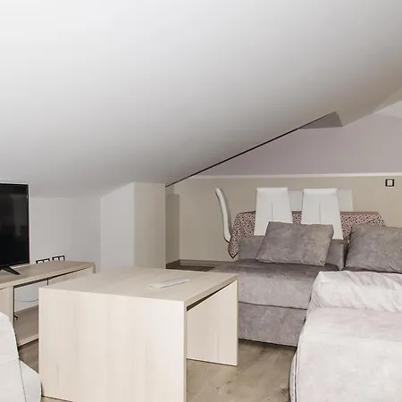 Pico Llerenes Apartment *